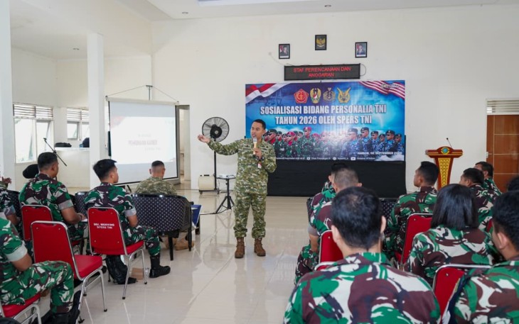 Spers Mabes TNI Sosialisasikan Pembinaan Personel kepada Prajurit Tiga Matra di Ambon