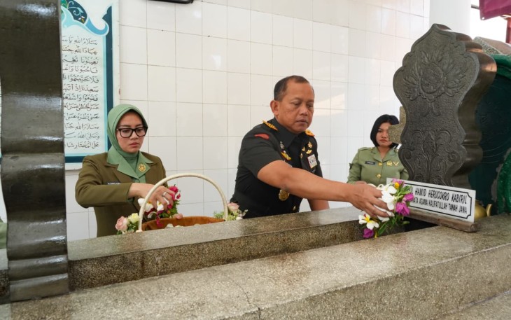 Pangdam IV/Diponegoro Mayjen TNI Achiruddin