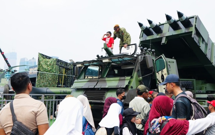 TNI Gelar Pameran Alutsista Tiga Matra di Silang Monas