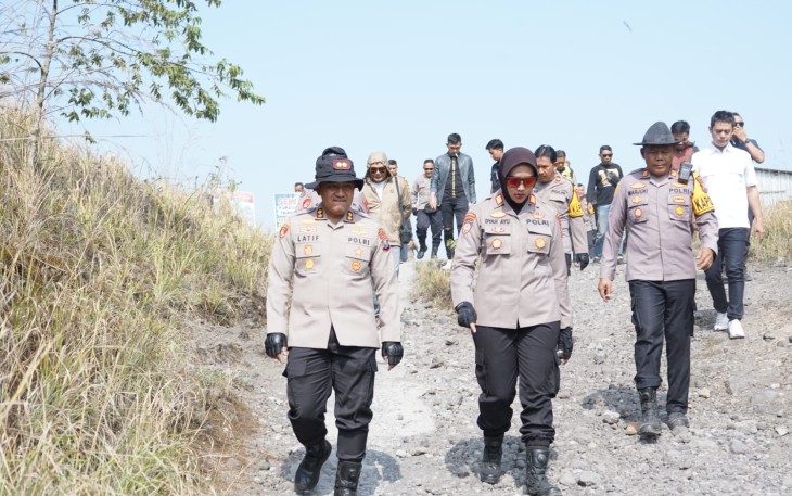 Polres Kediri Siagakan Ratusan Personel Gabungan di Lereng Kelu