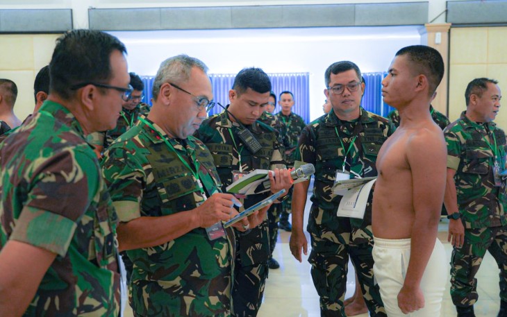 Pangdam XIII/Merdeka saat memimpin sidang Pantohir Cata PK TNI AD Gel. III tahun 2026