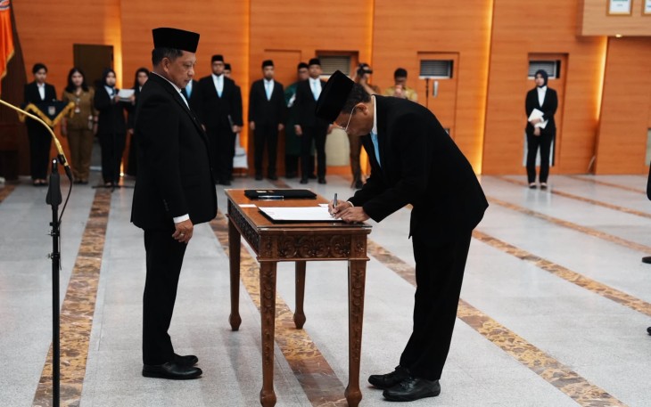 Menteri Dalam Negeri (Mendagri) Muhammad Tito Karnavian melantik sejumlah Pejabat Pimpinan Tinggi Pratama dan Pejabat Fungsional di lingkungan Kementerian Dalam Negeri (Kemendagri) 