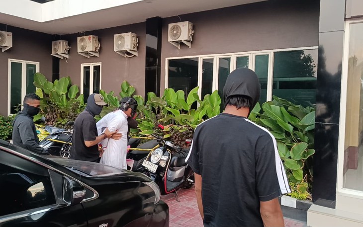 Penangkapan tersangka terorisme
