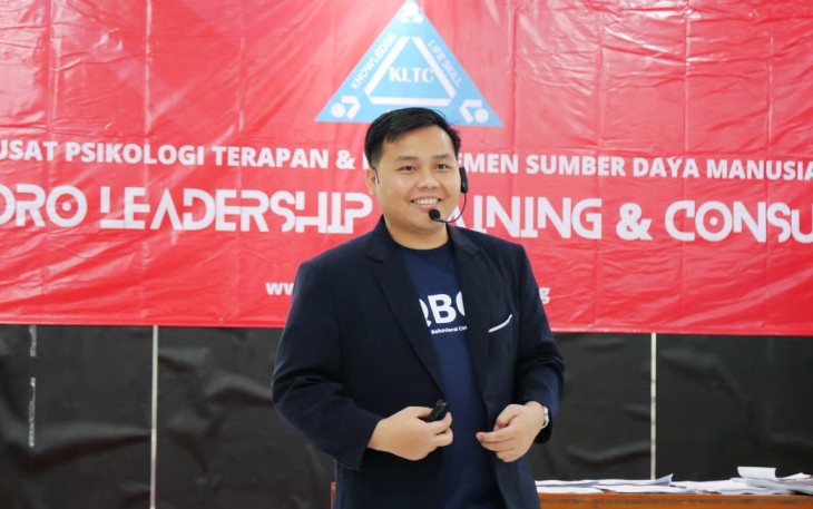 Puguh Dwi Kuncoro dorong standar trainer lewat KLTC, fokus pada pelatihan aplikatif dan kepemimpinan berdampak.