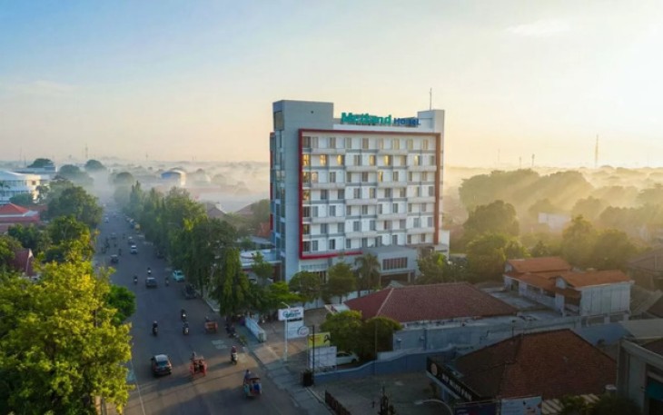 Metland Hotel Cirebon Gelar Dolan Sore & Pasar Dadakan