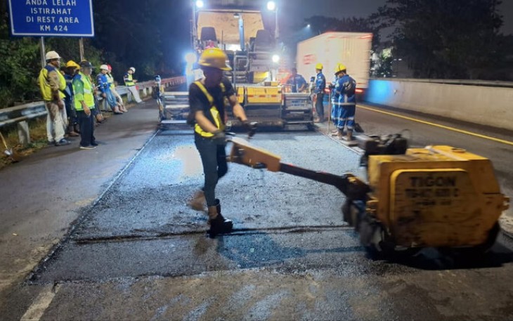 Pekerjaan Preservasi di Ruas Jalan Tol Semarang