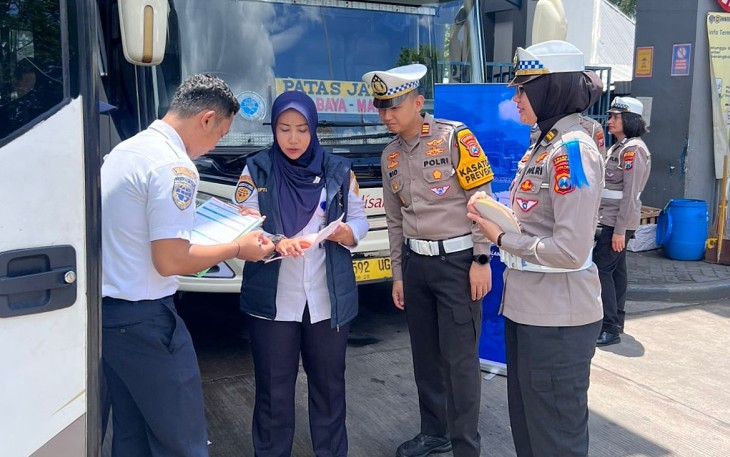 Polresta Malang Kota Gelar Ramp Check Bus dan Angkot