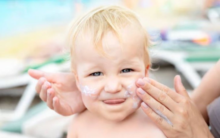 Rekomendasi Sunscreen untuk Bayi & Anak yang Aman Digunakan Sehari-hari