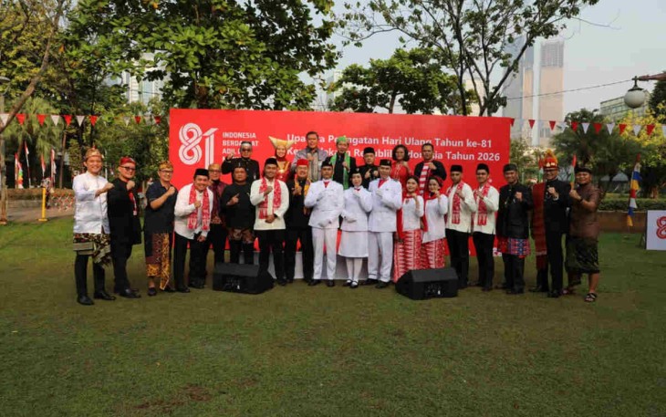 Tim Pengibar Bendera dan Petugas Upacara BRI Region 6 Tampil Penuh Dedikasi