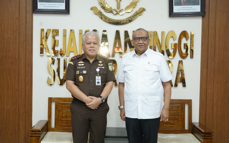 Wamenaker, Afriansyah Noor, mengunjungi Kantor Kejaksaan Tinggi (Kejati) Sumatera Utara, Selasa (10/3/2026).