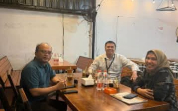 Wali Kota Padangsidimpuan Dr. Letnan Dalimunthe , SKM , M.Kes melakukan pertemuan silaturrahmi dengan Deputy GS Manager PT. Djarum RSO Jakarta, M Andi di Medan, Rabu (15/4/2026)