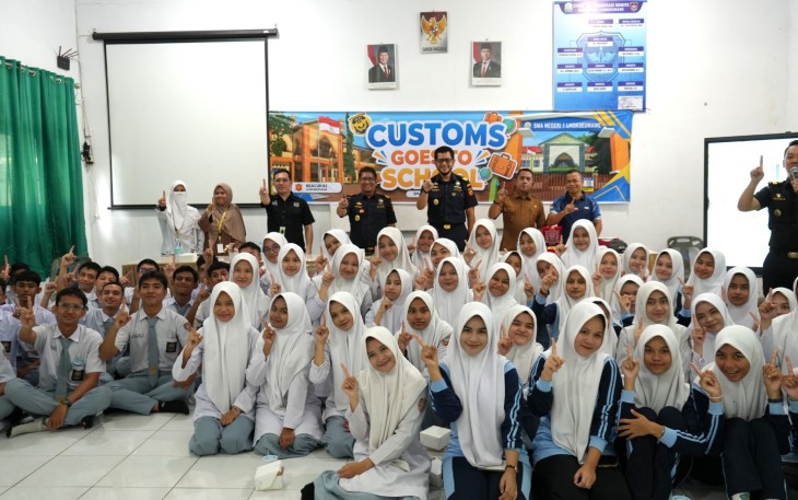 Bea Cukai Lhokseumawe Edukasi Generasi Muda soal Fiskal dan Bahaya Barang Ilegal Lewat Customs Goes To School