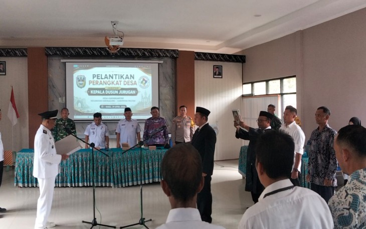 Danramil 0801/02 Kebonagung Hadiri Pelantikan Kasun