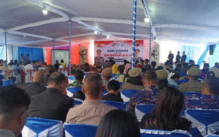 Suasana acara syukuran Hari Bhayangkara Ke-80 Polres Manggarai, Rabu 1 Juli 2026