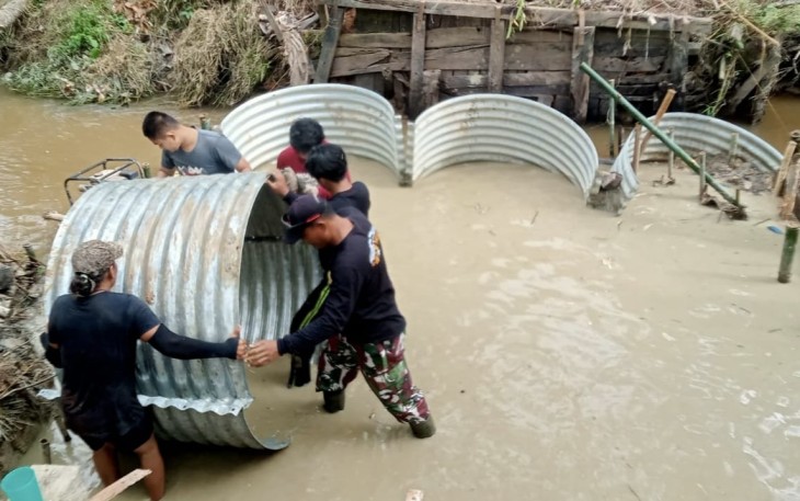 Kodim 1002/HST Percepat Pembangunan Empat Jembatan untuk Tingkatkan Akses Warga
