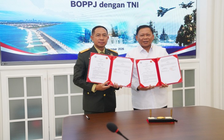Penandatanganan Nota Kesepahaman tentang Sinergitas Program Pengelolaan Pantai Utara Jawa, bertempat di Subden Merdeka Barat, Jakarta Pusat, Senin (14/9/2026).