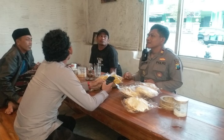 Kapolsek Bantur. AKP Totok Suprapto,S.H, M.H bersama anggota turut hadir, baik sebagai penyelenggara maupun pengaman kegiatan, Selasa sore (28/4/26).
