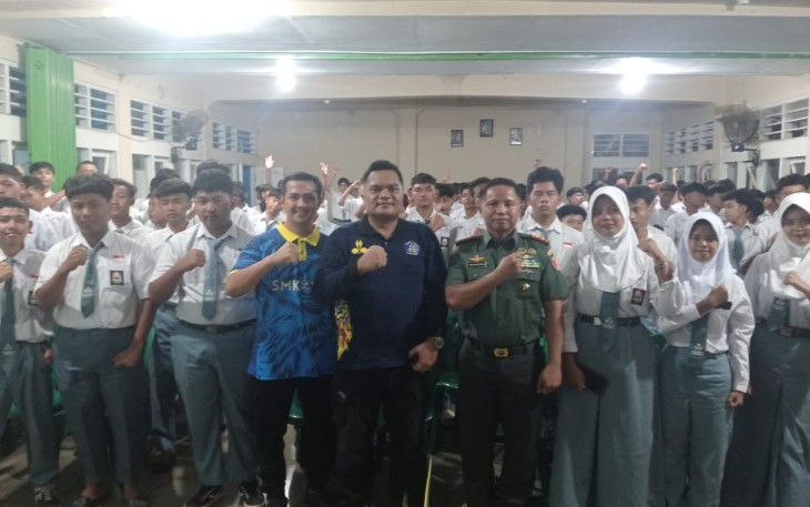 Dandim Madiun Sapa Pelajar SMK Gamaliel 1
