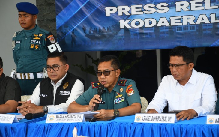 TNI AL Kembali Gagalkan Kapal Bermuatan Sianida di Pelabuhan Amurang 