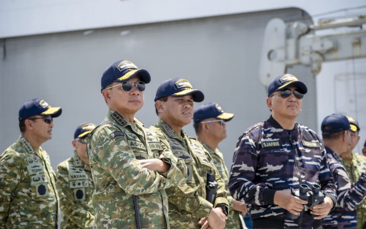 Panglima TNI Dampingi Menhan RI Tinjau Latihan Gabungan di Karimunjawa