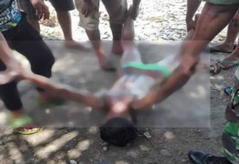 Korban saat ditemukan Rabu (19/04) di tepi Pantai Indah tidak jauh dari lokasi tenggelamnya.