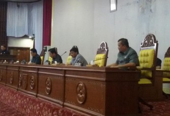 Rapat paripurna DPRD Provinsi Bengkulu, Senin (17/7/2017)