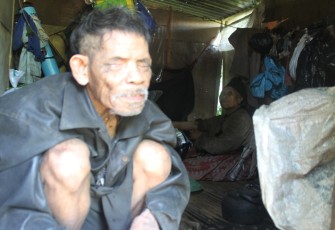 Pasutri di Kepahiang Ini 20 Tahun Tinggal di Gubuk Reot di Tepian Jurang