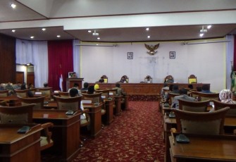 Rapat Paripurna DPRD Provinsi Bengkulu, Senin (10/7).