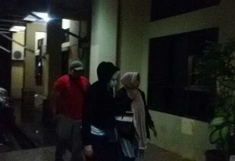 Oknum wanita yang diduga terjaring OTT KPK