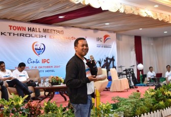  GM Indonesia Port Corporation (IPC) atau Pelindo II Drajat Sulistiyo