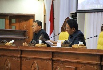 Rapat Paripurna DPRD Provinsi Bengkulu, Senin (30/10).