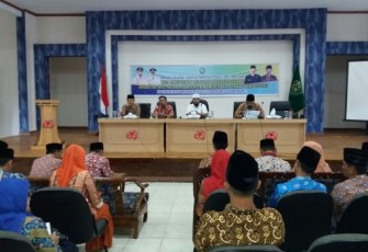Rapat koordinasi program Bengkulu BISA (Bersih, Indah, Sejuk, Aman) di Aula Gunung Bungkuk, Bentiring