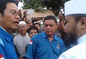Helmi Dihadang Kader Demokrat Situasi Seperti Kisruh