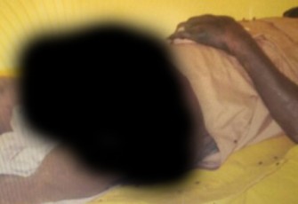 Jasad Kalel (75) yang ditemukan warga sudah tidak bernyawa. Foto (bengkulutoday.com)