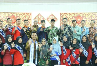 Plt Gubernur Bengkulu Rohidin Mersyah dan Para Finalis Duta Generasi Berencana (Genre) Provinsi Bengkulu tahun 2018
