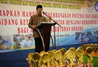 Plt Gubernur Bengkulu Rohidin Mersyah Hadir dan Membuka Acara Lomba Keterampilan Siswa Nasional 