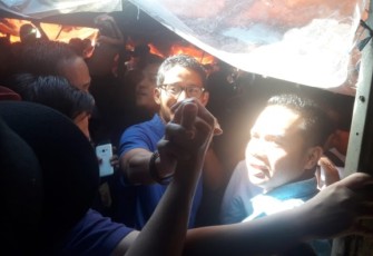 Sandiaga Uno Cawapres 02 saat menyapa pedagang dan pengunjung pasar Panorama Kota Bengkulu