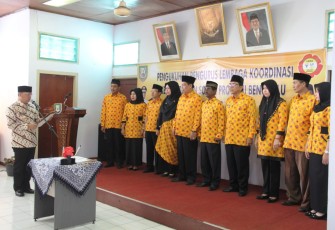 Gubernur Bengkulu Rohidin Mersyah Kukuhkan Pengurus LKKS Provinsi Bengkulu 