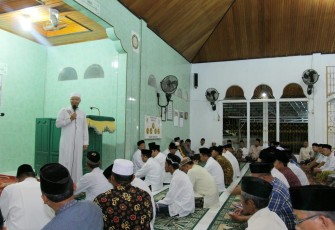 Gubernur Bengkulu Rohidin Mersyah Memberikan Arahan 