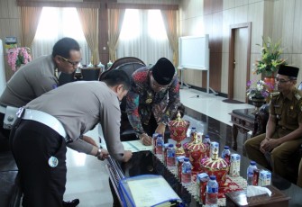 Gubernur Bengkulu Teken MoU Samsat Online Nasional