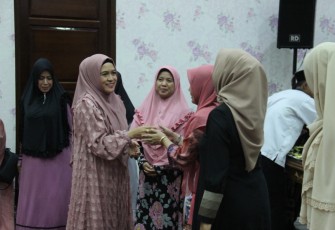 Ketua TP PKK Provinsi Bengkulu Derta Wahyulin Rohidin Jalin Silaturahmi 