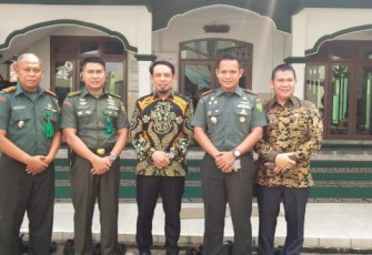 Wakil Wali Kota Bengkulu Dedy Wahyudi Foto Bersama 