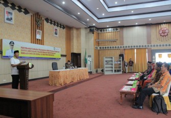 Gubernur Bengkulu Rohidin Mersyah Beri Sambutan 