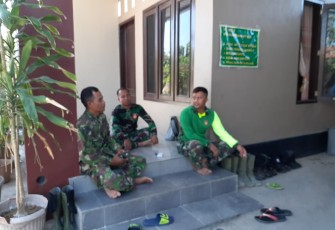 Anggota Satgas TMMD Kodim Demak Nginap di Rumah Warga