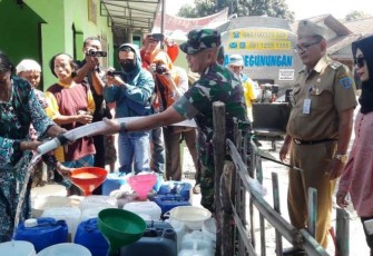 Dandim 0712/Tegal Berikan Langsung Ke Warga Desa Jatimulya