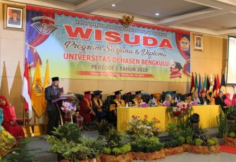 Staf Ahli Bidang Ekonomi, Keuangan dan Pembangunan setda Provinsi Bengkulu Sumarno Memberikan Sambutan 