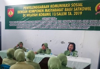 Ketua Persit Kartika Candra Kirana Cabang XXIII Kunjungi Koramil 13/Salem