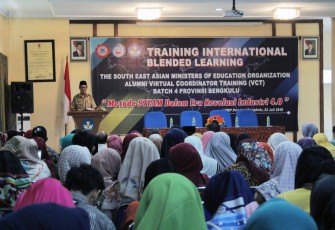 Memajukan Pendidikan Melalui Perkembangan Teknologi