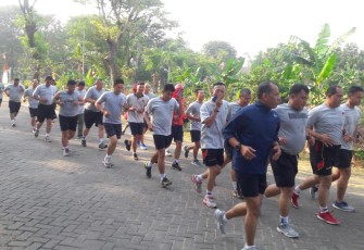 Lari Aerobik Bina Fisik Kodim 0505/Jakarta Timur