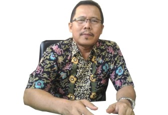 Kepala Sekolah SMAN 10 Kota Bengkulu Pauri